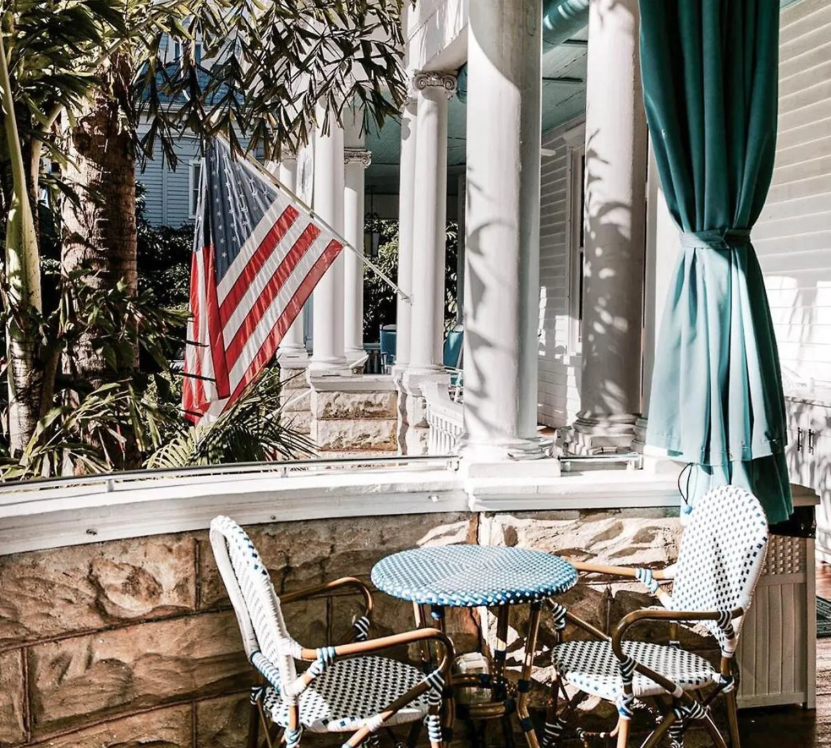Inn King Suite At Curry Mansion With Heated Pool! Key West